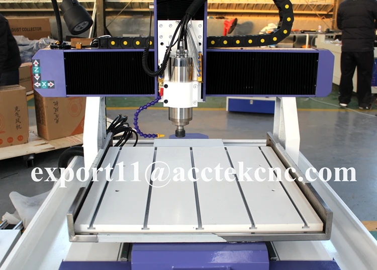 Китай 4 осевой фрезерный станок ЧПУ Алюминиевый литой пресс формы делая cnc