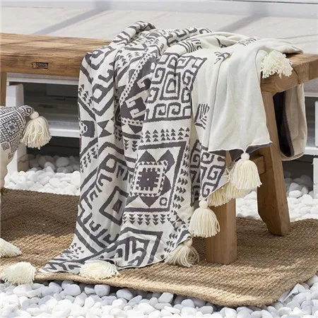 Blanket 1PC XYZLS современное геометрическое одеяло s мягкое трикотажное одеяло из хлопка с кисточками для дивана, кровати, домашнего покрывала 130x180 см - Цвет: Blanket 1PC