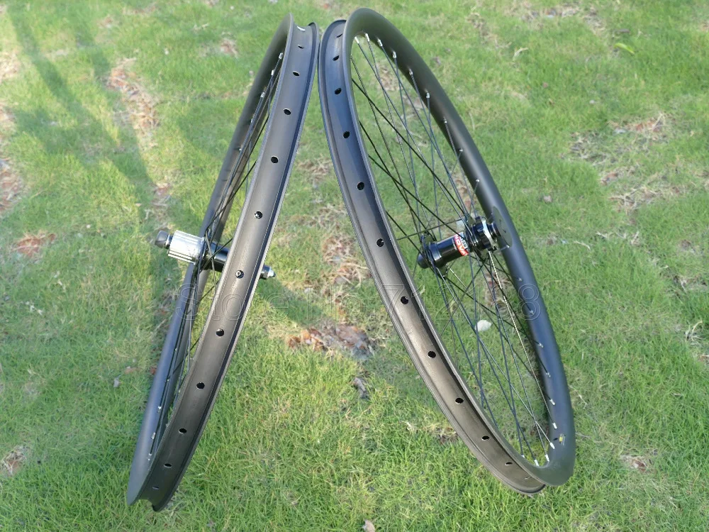 Совершенно новый полностью углеродный 29ER комплект колес для горного велосипеда