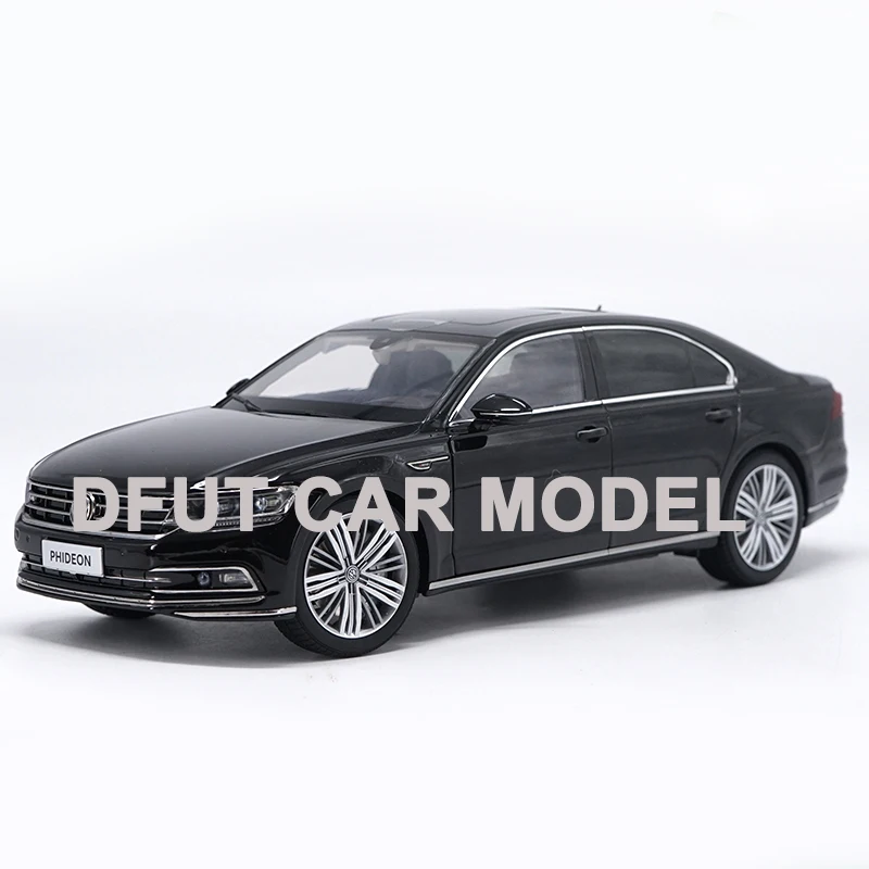 Литая модель спортивного автомобиля 1:18 из сплава PHIDEON детские игрушечные машинки