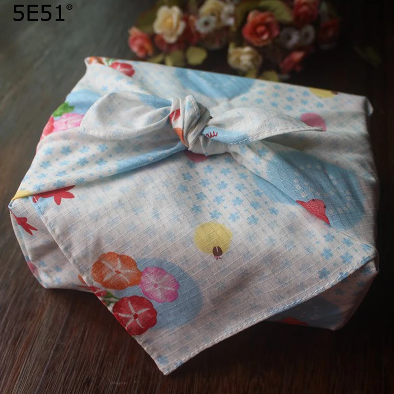 Большой платок furoshiki в японском стиле из хлопка 100%/с красным и синим принтом 52
