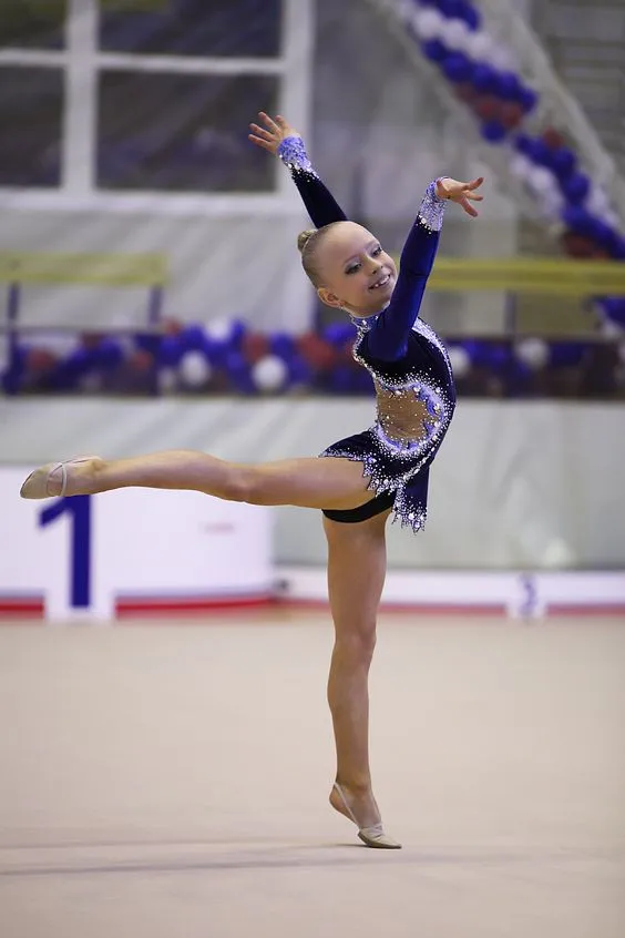 Платье для фигурного катания девочек платье соревнований женское на коньках