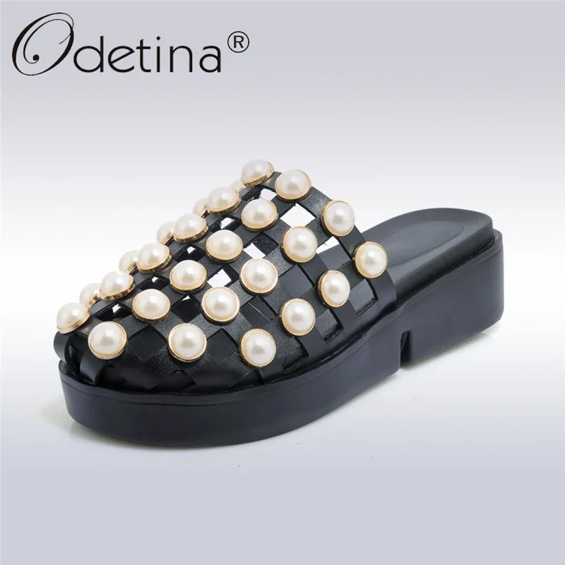 Odetina/Новинка 2019 года Модные женские шлепанцы на платформе Обувь в клетку с