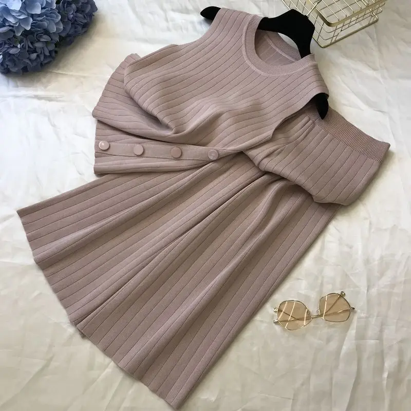 Женский вязаный жилет и брюки ALPHALMODA без рукавов с боковыми пуговицами + широкие