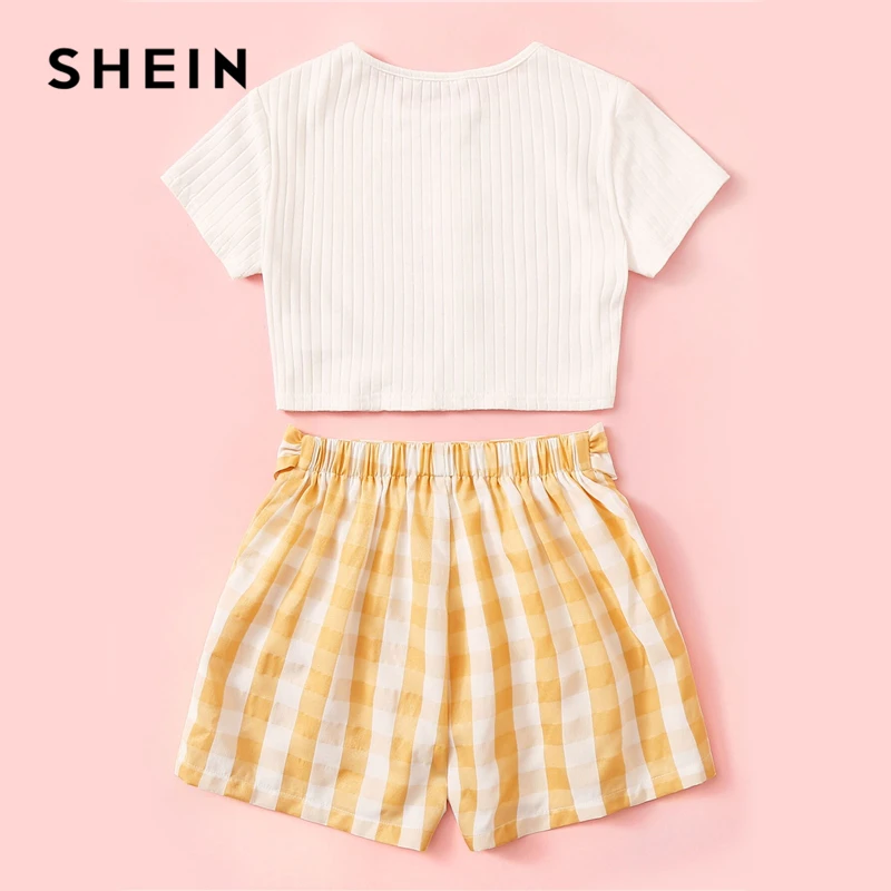SHEIN/Детская футболка с пуговицами спереди в рубчик и шорты в мелкую клетку с поясом милый комплект г. Летняя повседневная одежда с короткими рукавами и широкими штанинами