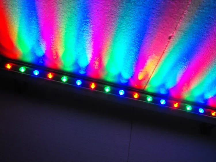 Супер яркий наружный проекционный светодиодный светильник 18x1 Вт 1 м IP65 прожектор