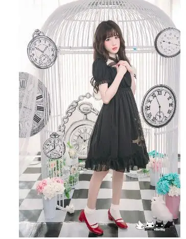 Готическое черно белое платье для девочек с короткими рукавами и принтом