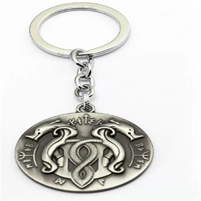 silver HSIC Mixed God Of War 4 брелок для ключей Кратос топор меч Олимп Кратос Голова Череп оружие металлический брелок для мужчин llavero - Цвет: silver