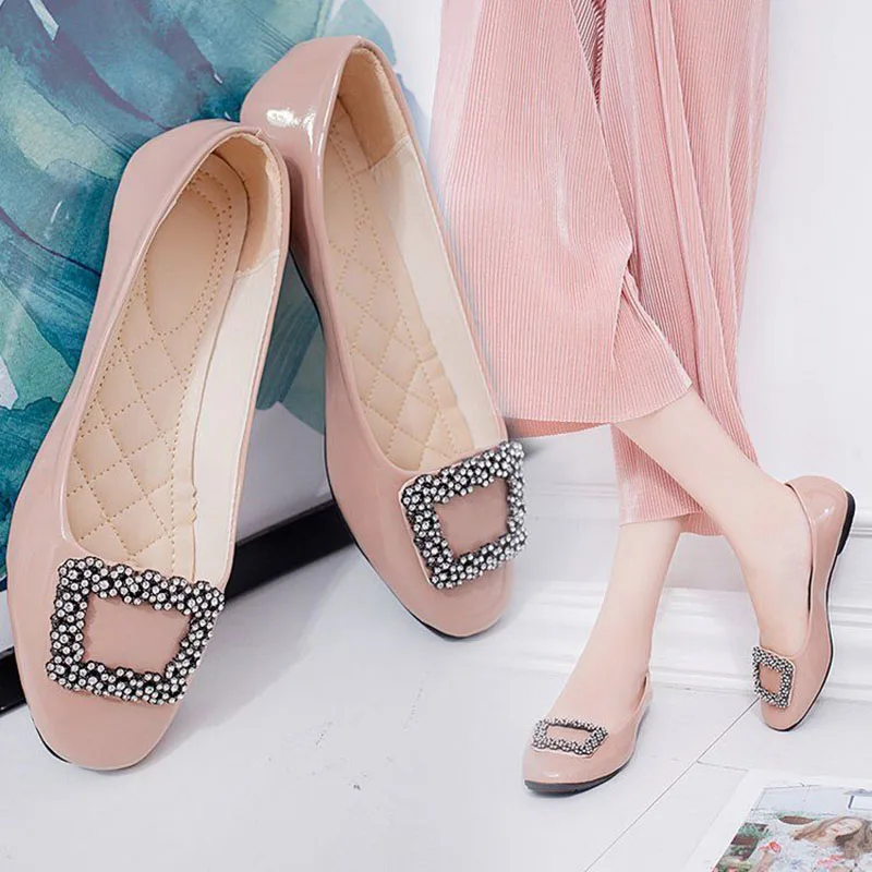 Туфли на плоской подошве для Для женщин Slip-On квадратный носок красный кристалл