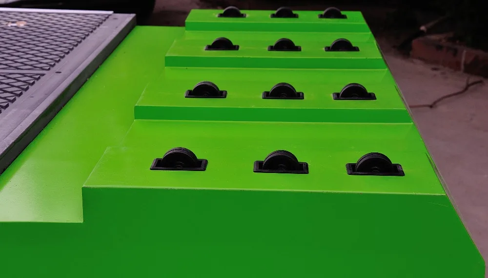 Деревообрабатывающий токарный станок с ЧПУ Китай CNC 3d cnc машина для резьбы по