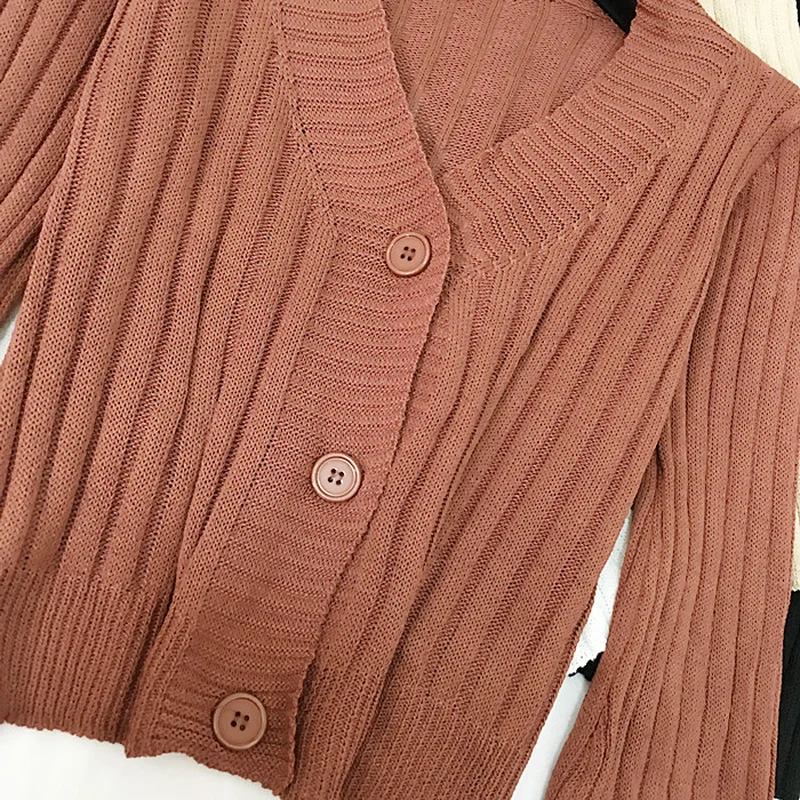 Cardigan Women 2018 V-neck Long Sleeve Jumper Black White Flare Sleeves Jacket Tops Female with Buttons Chaquetas Mujer |