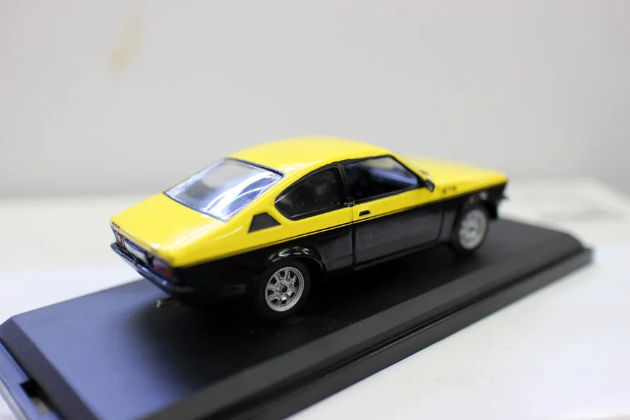 Завод 1:43 Opel Kadett GT/E 1976 бутик сплав автомобиль игрушки для детей модель детской игрушки подарок оригинальная коробка