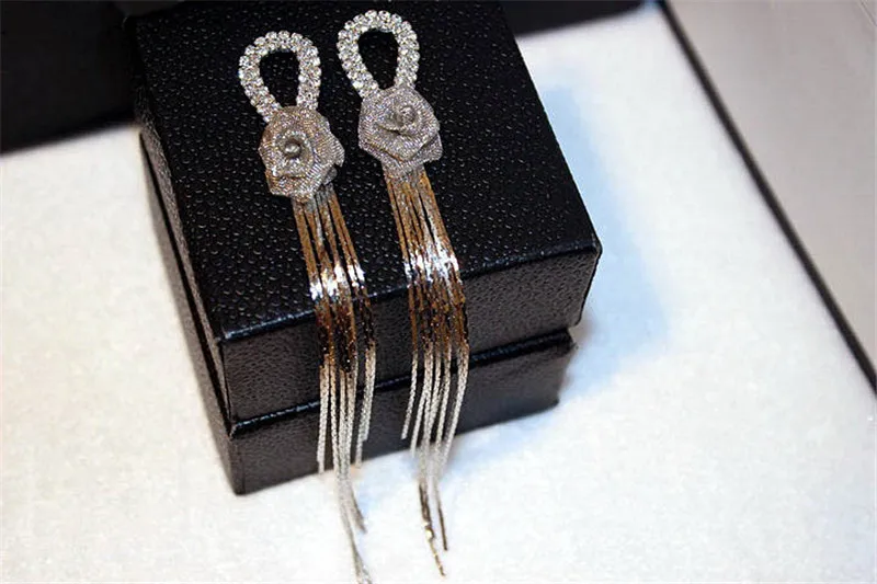 Массивные длинные серьги с кисточками и кристаллами в виде цветка для женщин Bijoxu