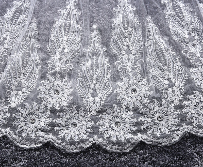 Фата свадебная без гребня с длинными кружевными краями 3 2 м|cathedral wedding veil|wedding