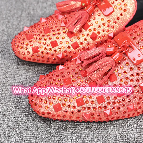 Мужская кожаная обувь на плоской подошве с заклепками Цвет Красный лоферы