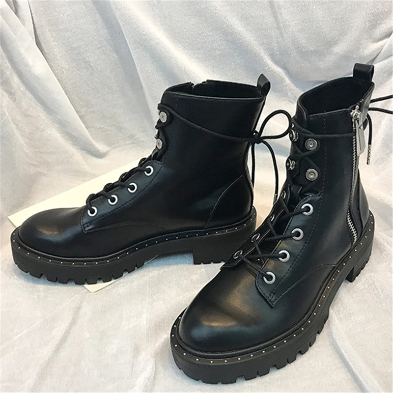 

Vogue Lace Up Rivets Motorcycle Boots Women Round Toe High Heel Martin Boots Women Short Plush Ankle Boots For Women SWE0202