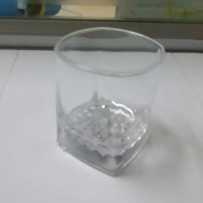 Бесплатная доставка 2 шт./лот 10 унций Индуктивная светодиодная кружка для вина