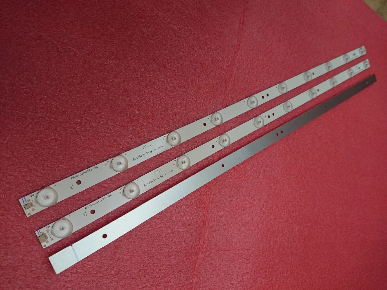 Новый 5 компл. = 15 шт. светодиодная подсветка для LE32D99 IC-B-HWK32D022B IC-B-HWK32D022A 32ce56 1