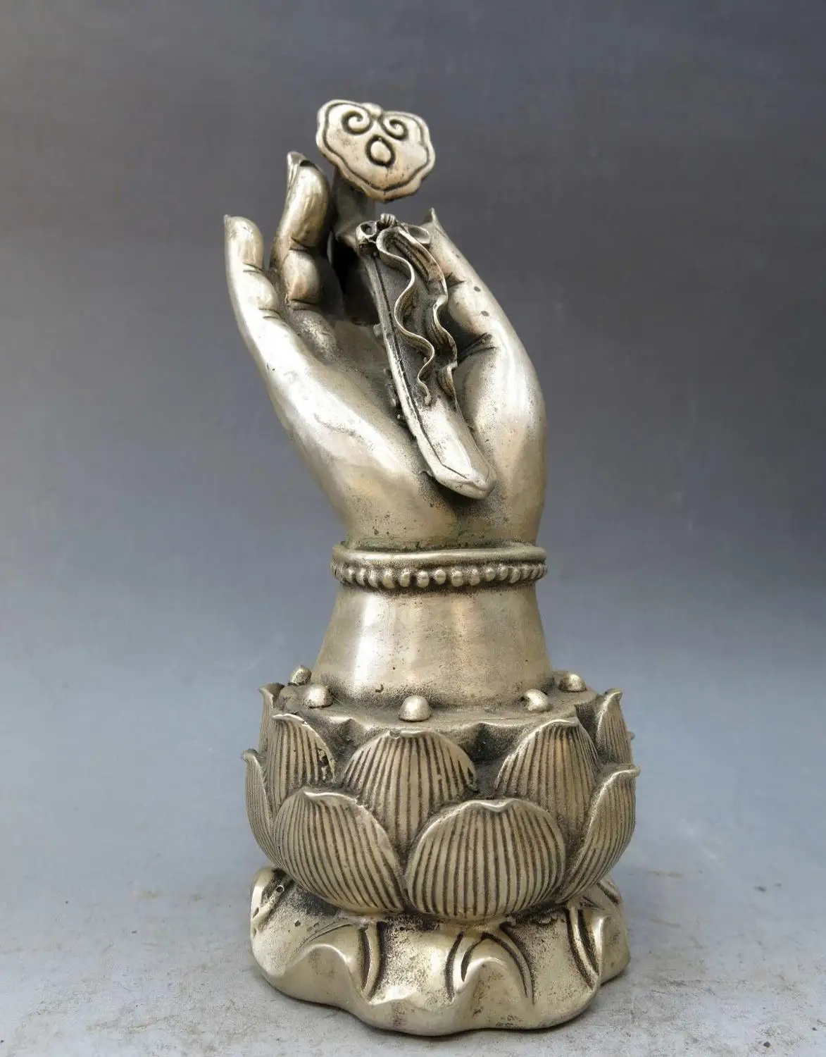 8 &quotКитай ручной работы серебряное гравированное как одно пожелание Kwan yin