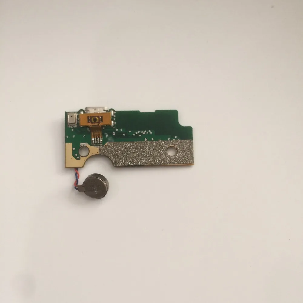 Подержанная зарядная плата с USB-разъемом + запасные аксессуары для ремонта