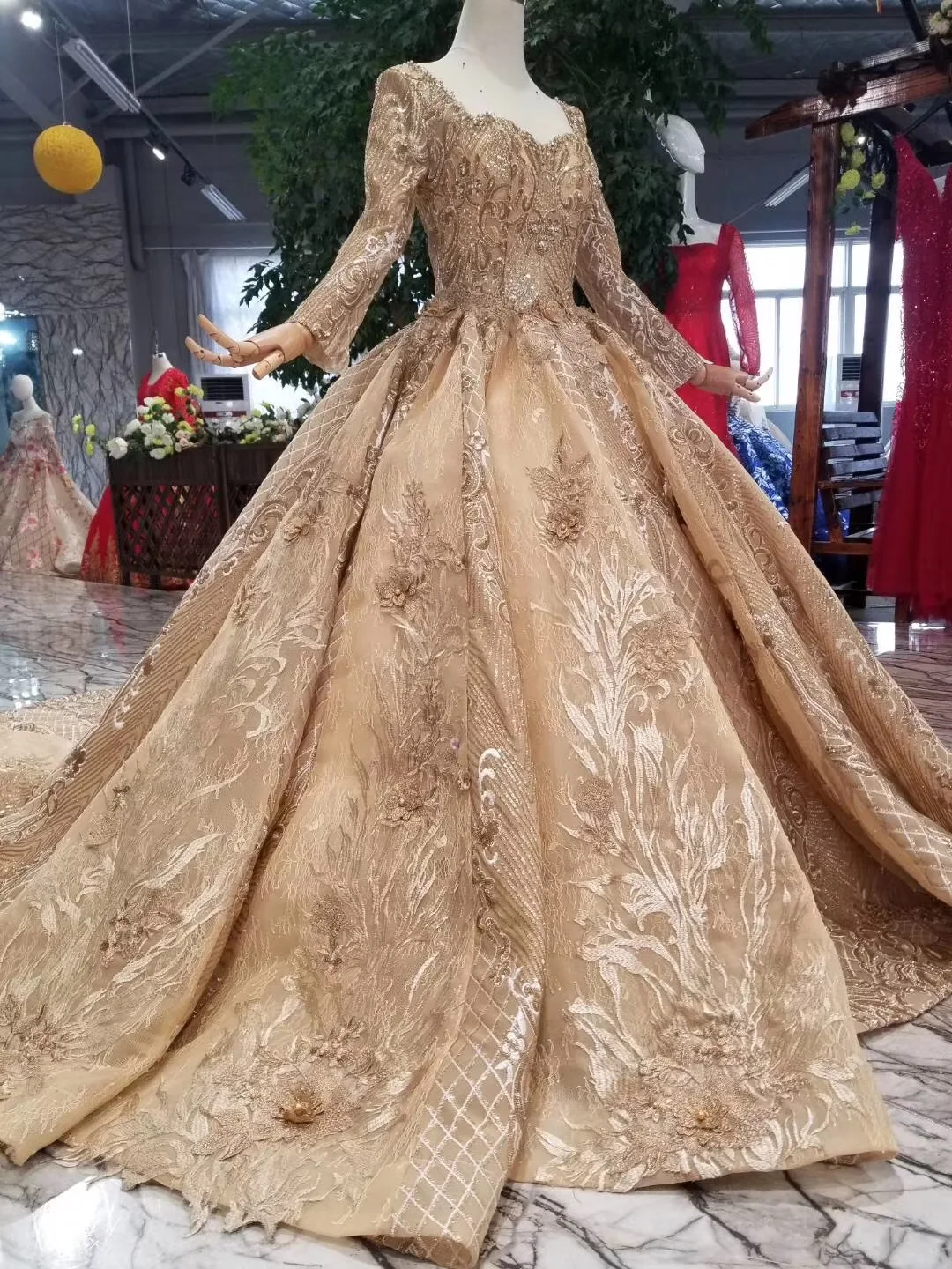 

Custom Made New Luxury Champagne Gold Princess Wedding Dress 2019 Sleeveless High-end Fashion Lace Up Bridal Gown Real Photos
