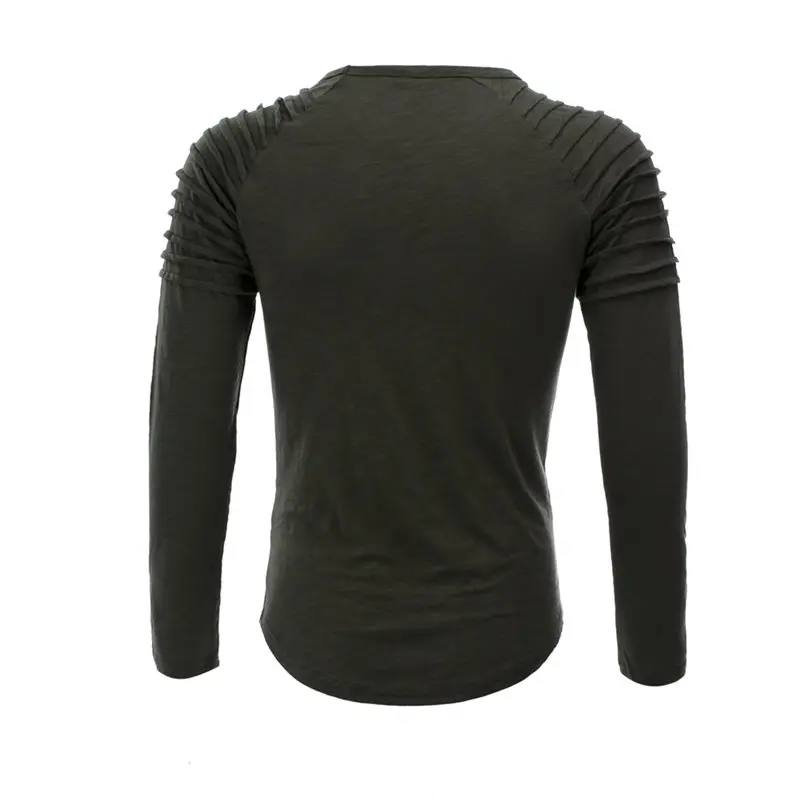 Мужская футболка в полоску с круглым вырезом облегающая длинными рукавами