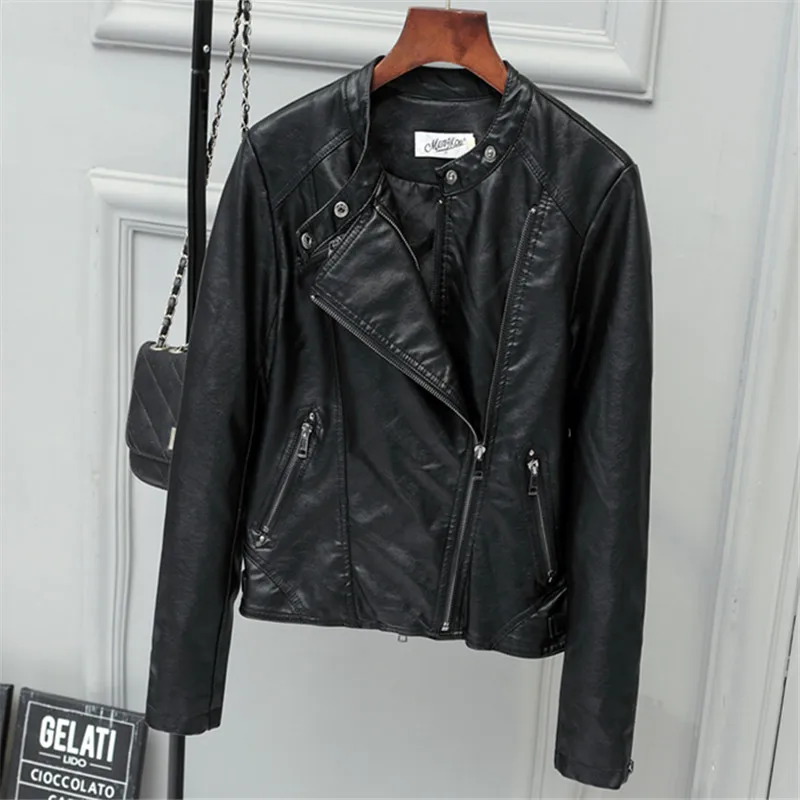 

Coats & Jackets