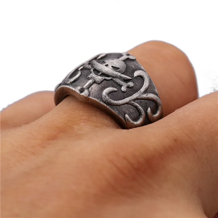 12 шт./лот распродажа Крутое Большое белое кольцо с бородкой Ace для мужчин