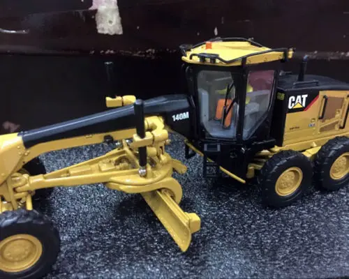 Новинка 140 м автогрейдер Caterpillar Cat масштаб 1/50 литый под давлением DM85236 от бренд DieCast