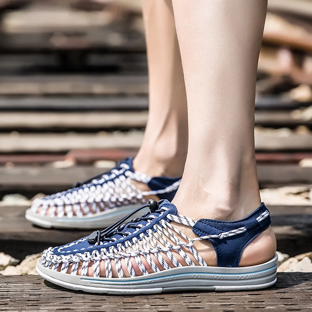 Летние сандалии мужские кожаные ажурные плетеные коллекция 2019 года шлепанцы