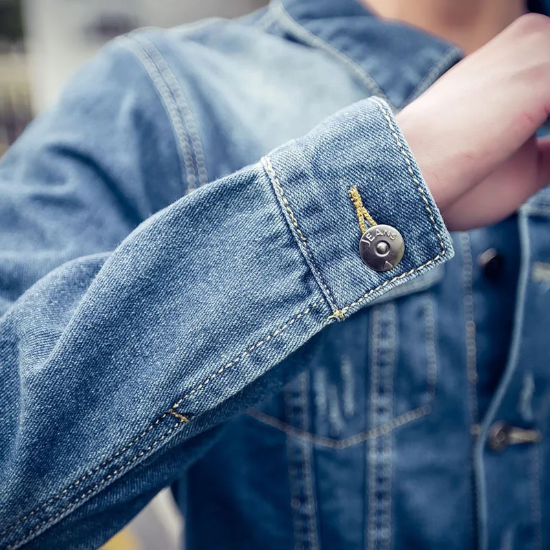 Мужская джинсовая куртка с воротником стойкой повседневная приталенная синяя