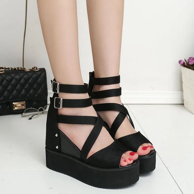 Женские босоножки в стиле Харадзюку летние новые модные сандалии на платформе