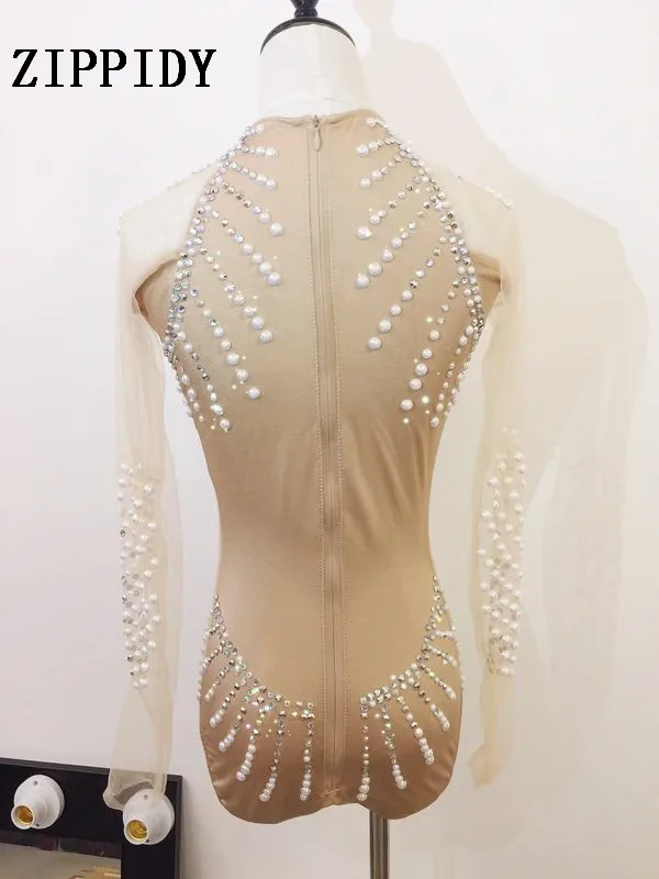 Боди с жемчугом и стразами Женский цельнокроеный стрейчевый костюм из сетки