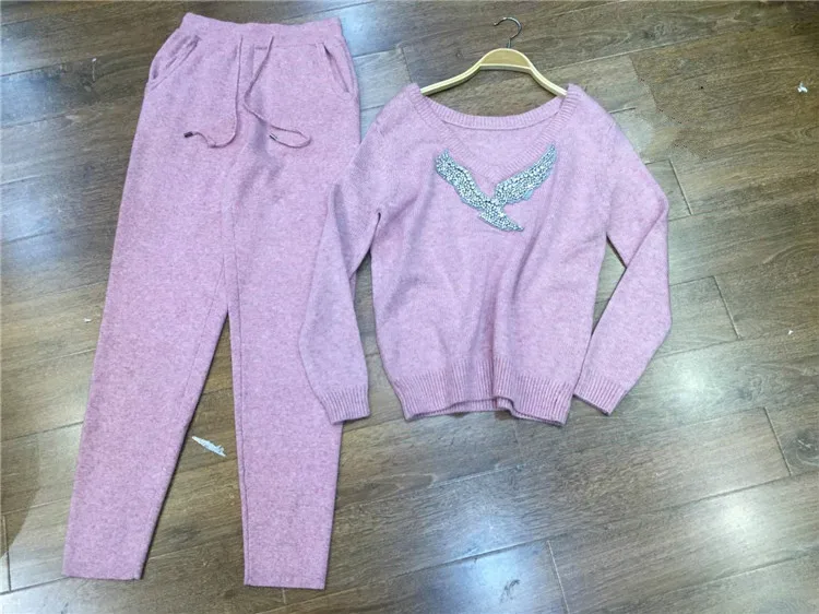 2020 Drawstring Wool New Women's Hot Sale 2 Piece Suit Knitted Mink Velvet Handmade Beaded Sexy V-neck Knit Two-piece Female