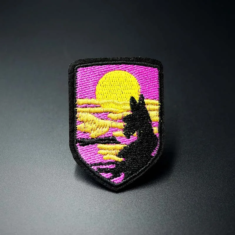 Размер силуэта: 4 2x9 7 см нашивка Вышитые Симпатичные значки хиппи Железный на