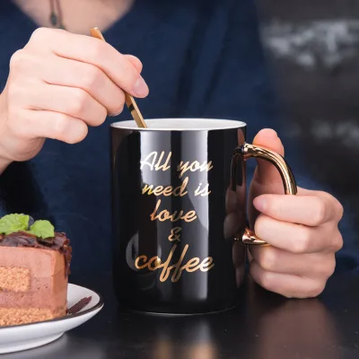 Творческий Простой Керамика Кофе кружки с крышкой и ложкой офисные чашки пара чашка красивая упаковка подарочная коробка как день рождения Gif