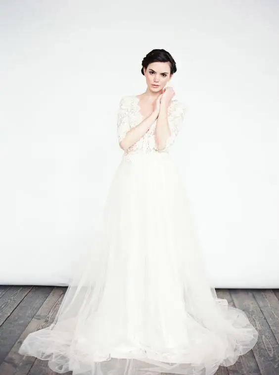 

Robe De Mariee 2020 White Lace Wedding Dresses V Neck Half Sleeves Bride Dress Floor Length Beach Wedding Gowns Vestido Noiva