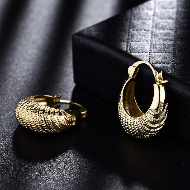 Женские золотистые серьги кольца BUDONG с текстурой в виде корзина круглые