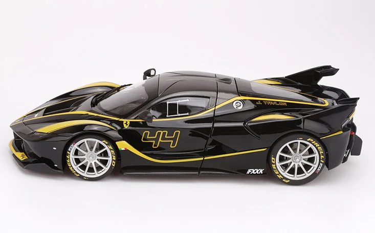 Bburago 1/18 Ferrari FXXK модель автомобиля имитация литья под давлением украшения игрушки
