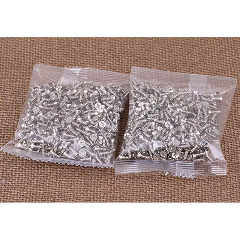 Никелированный резьбонарезной винт с потайной головкой плоской электронный M1 M1.2