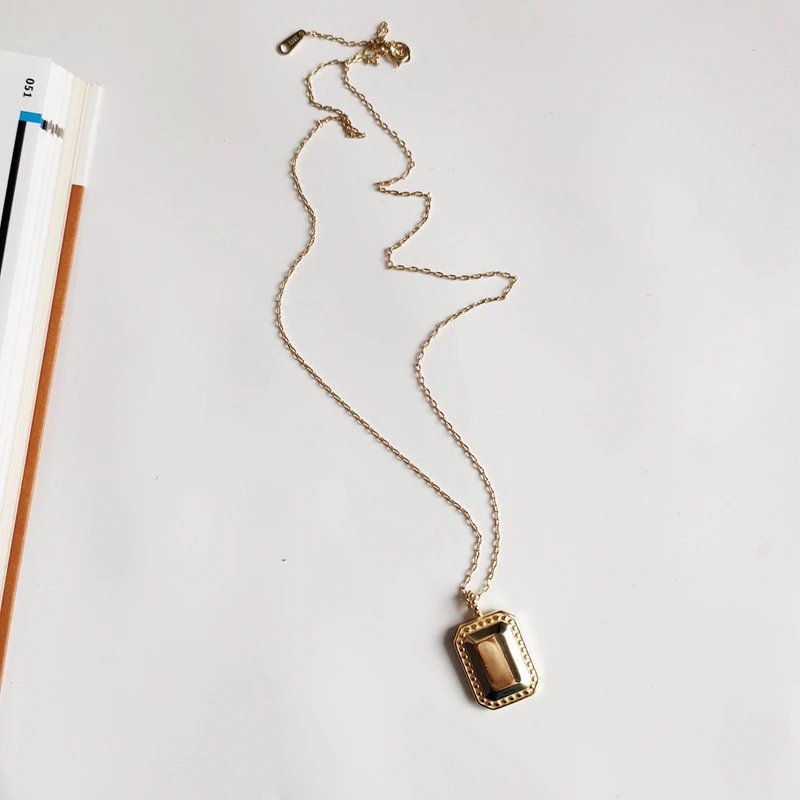 Цепочка женская из серебра 925 пробы с квадратным зеркальным кулоном | Украшения и