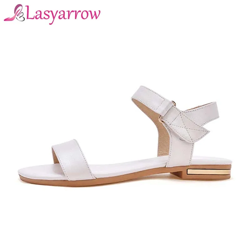 Lasyarrow/2018 модные кожаные сандалии женские летние модельные туфли Женская