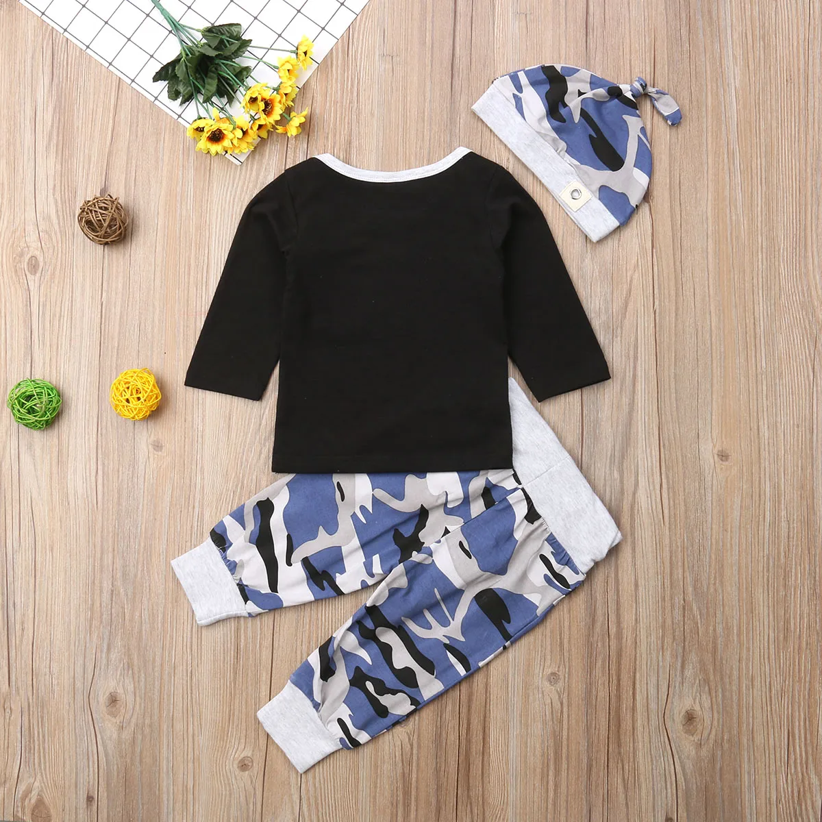 2018 Brand New Camo Fashion Active Baby Boy Autumn Winter Clothes Sets 3PCS Long Sleeve Patchwork Sweatshirt Tops+Pants+Hats |