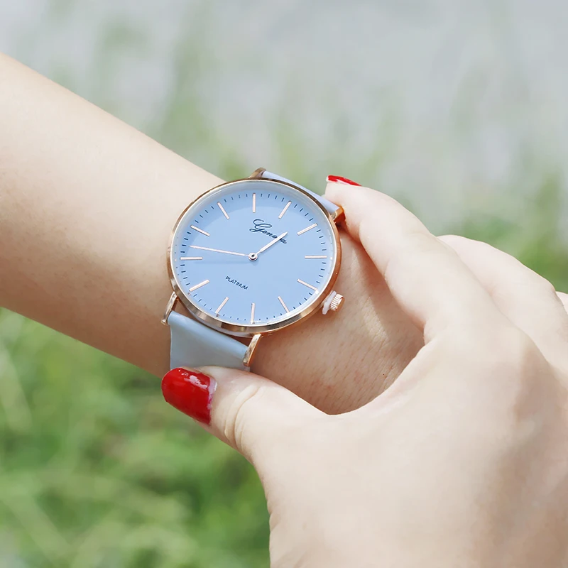 Новинка 2017 года поступления Для женщин S часы кожа кварцевые Хамелеон Женева