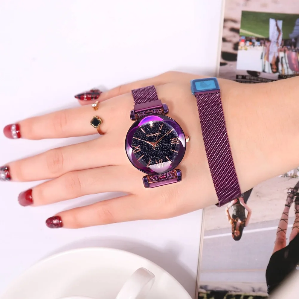 

2018 Hot New Fashion Magnetic Ladies Watch Women Top Brand Luxury Small Women Watches Quartz Waterproof Starry Sky Wrist Watches