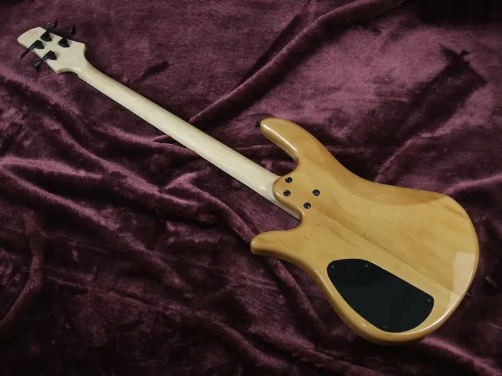 New arrival Yin an Yang 5 strings Bass guitar with active pickups /electric guitar