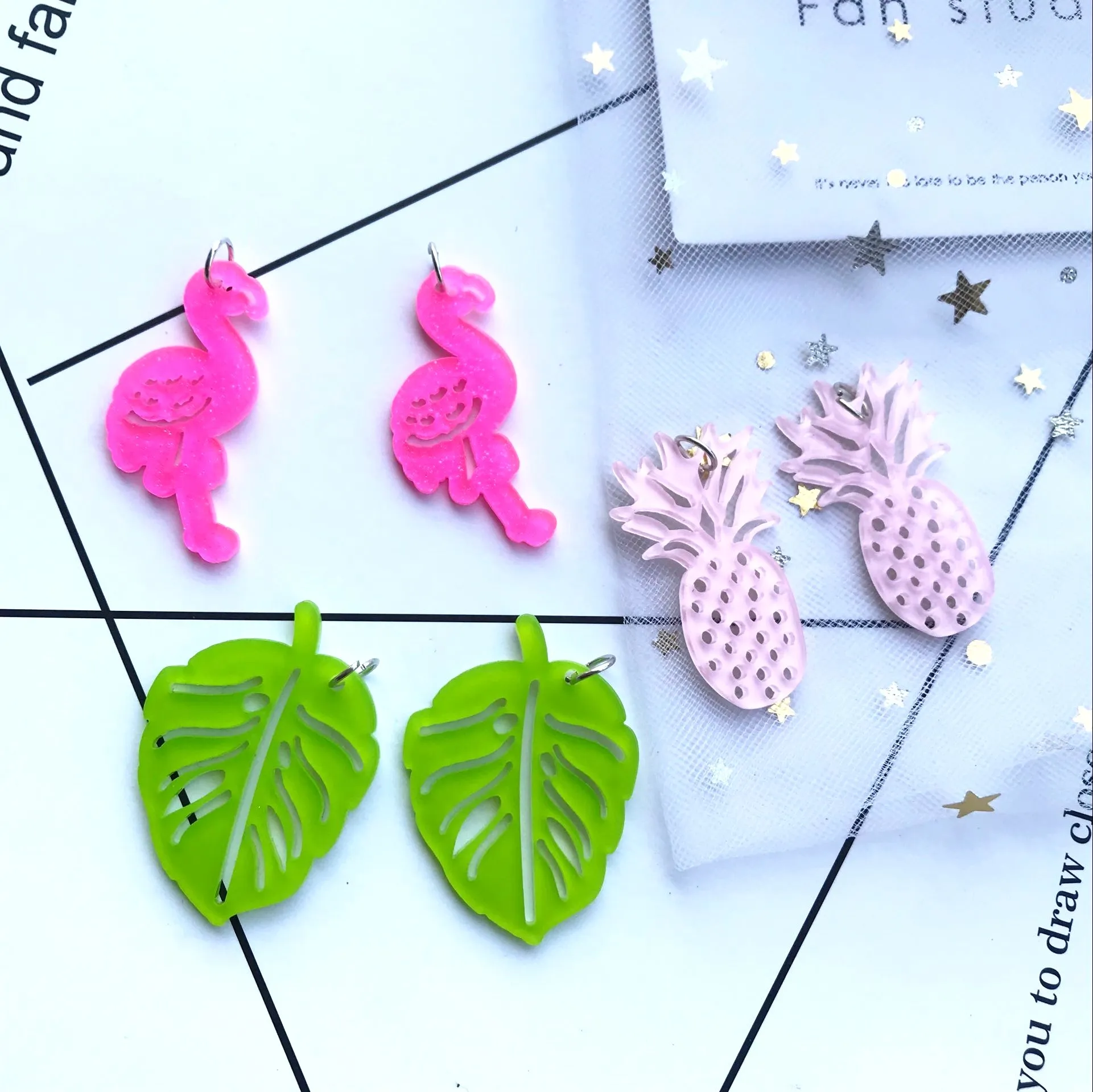 Новинка 10 шт. каваи акриловые модные подвески в виде нашивки на шею для