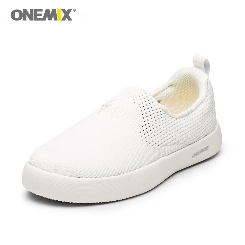 

ONEMIX White Couple Sport Shoes Lightweight Slip-on Walking Sneakers Breathable Summer Jogging Shoes For Women Athletic Shoes