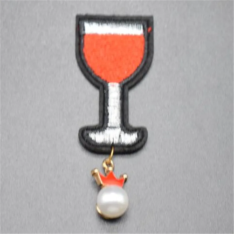 Вышивка патч бокалы для красного вина дело с ним Женщины Мужчины Одежда