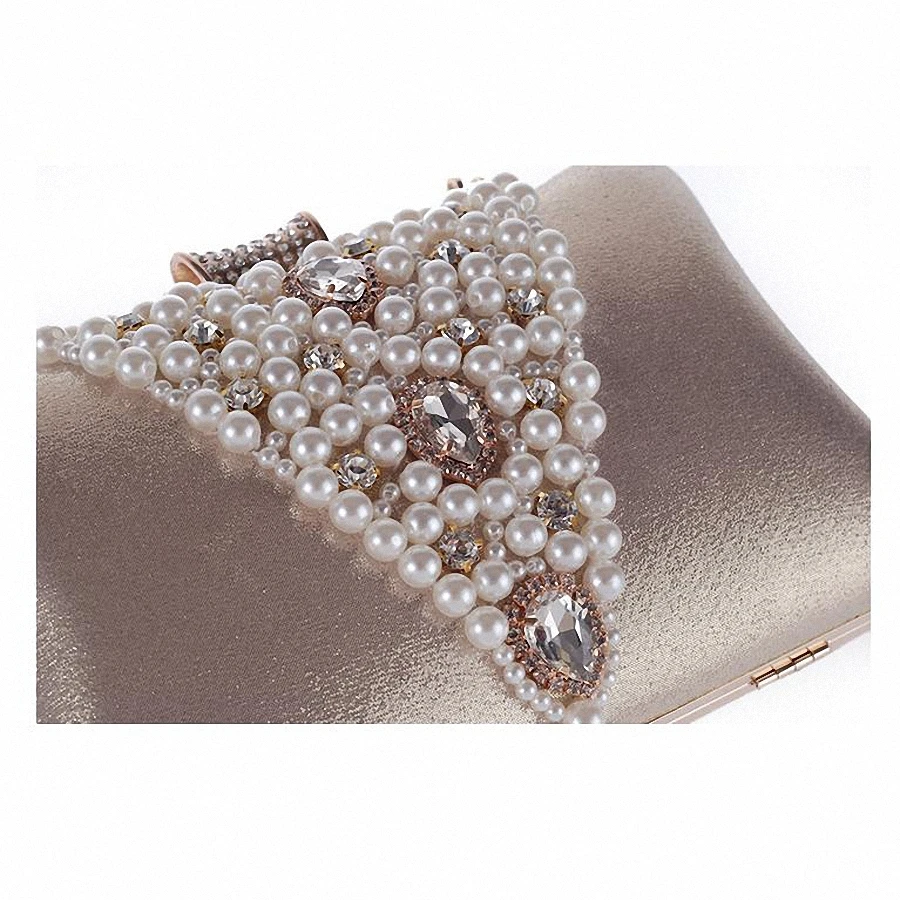 Женские жемчужные вечерние сумки ручной работы расшитые бисером клатчи